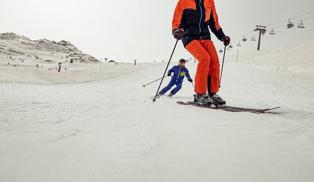 Wattierte, sportliche Skihose für vielseitigen Einsatz